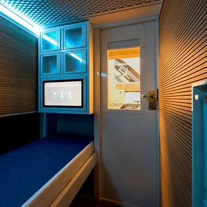 Resting Pods - Zzzleepandgo Wien Airport Капсульный отель