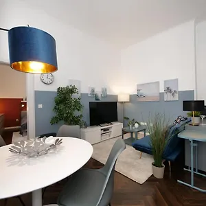  Daire Stylish City Center
