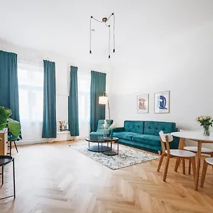 Brand Cozy Vienna