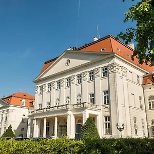 Austria Trend Schloss Wilhelminenberg מלון