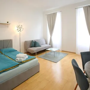  Apartament Downtown Bliss Modern Retreat With Free Parking And Fast Internet 600 Mbits