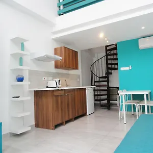rainbow-apartments.hotelsatayianapa.com/