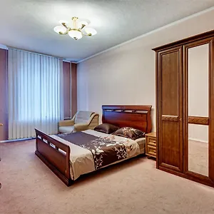 absolut-apartments-center.hotels-of-kiev.com/