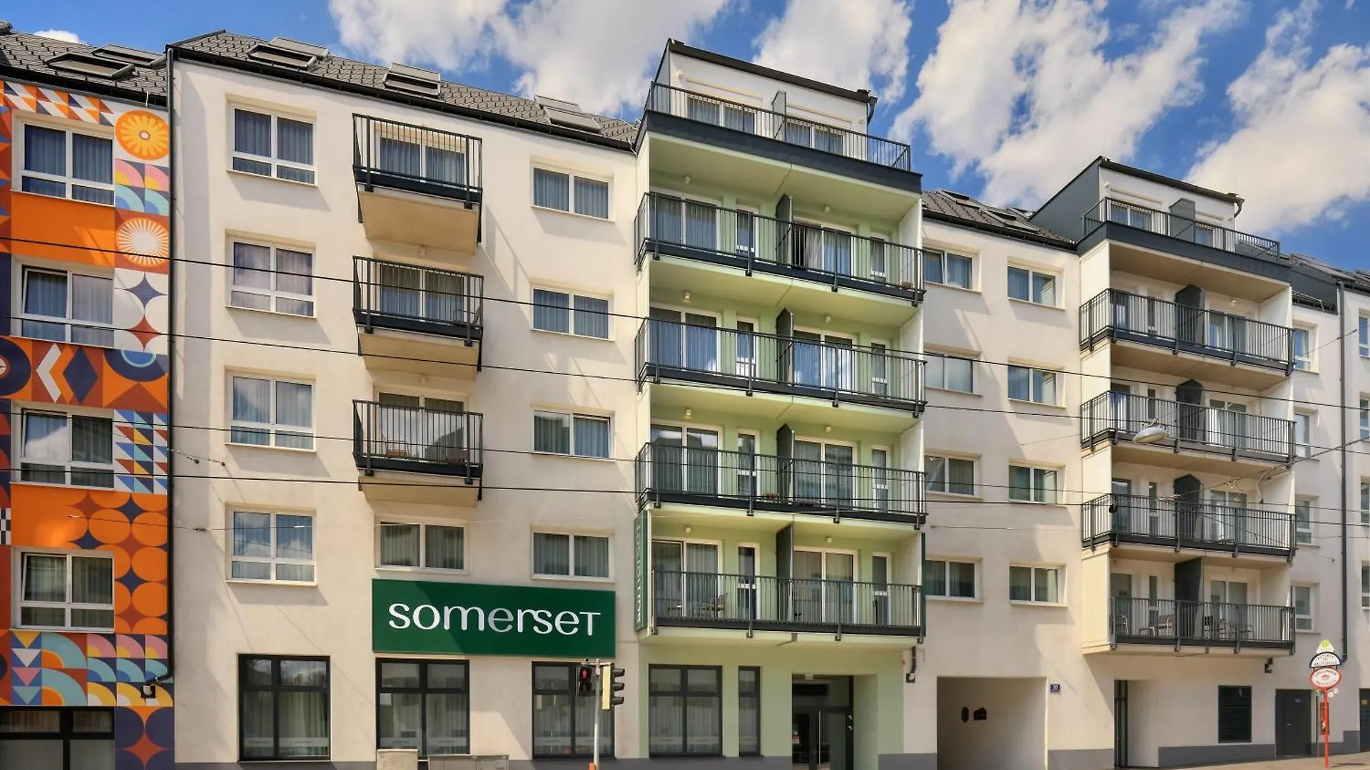 Somerset Schoenbrunn Vienna contacts